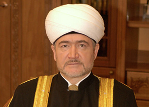 Председатель ДУМ РФ и Председатель СМР муфтий шейх Равиль Гайнутдин приветствовал участников и гостей Пермского Форума